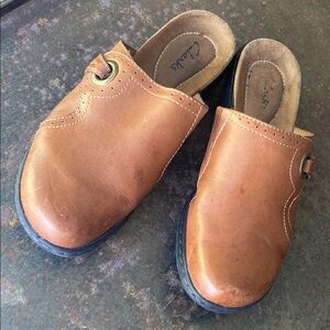 Clarks Ladies Brown Leather Mules. Size 6M